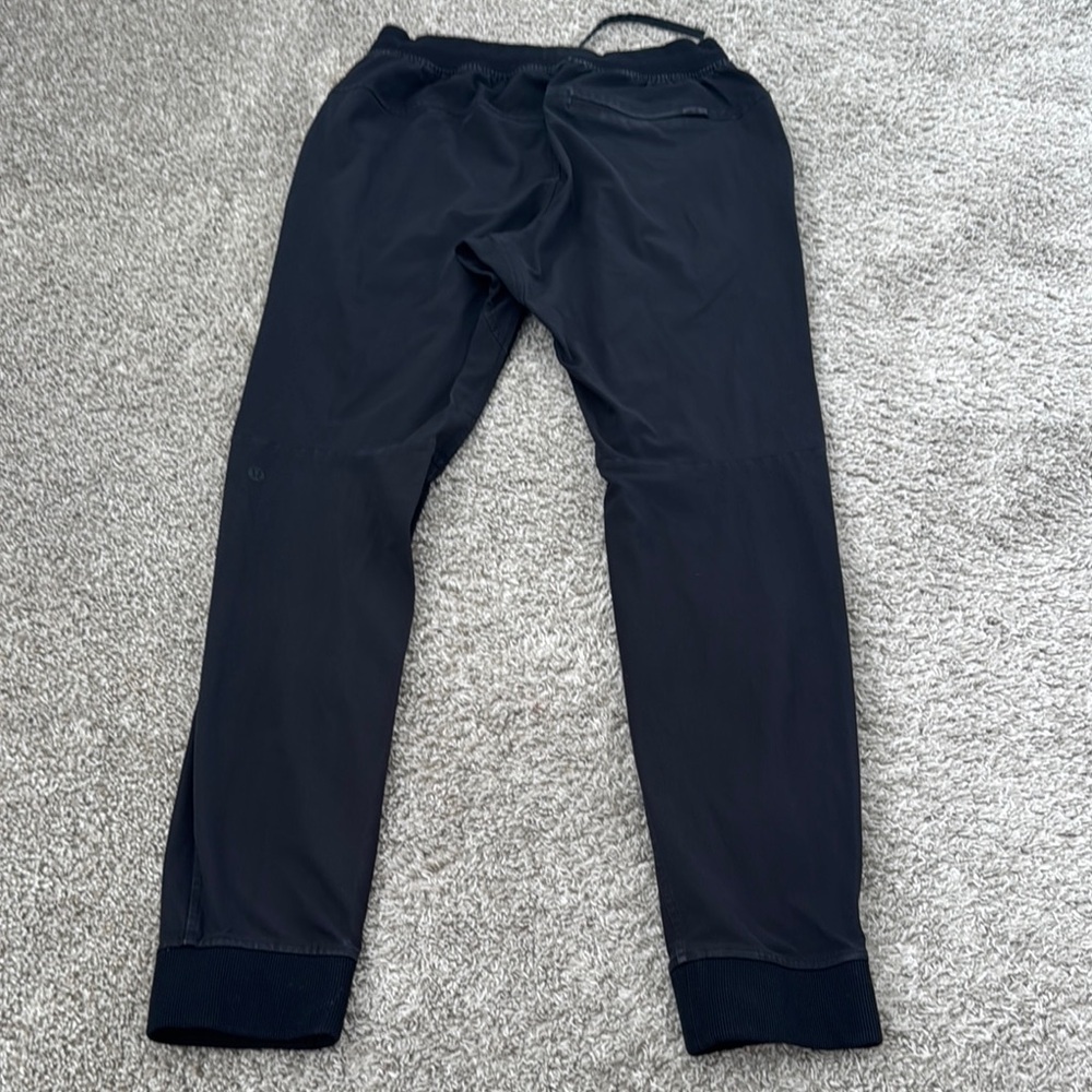 Lululemon Men’s Joggers - Picture 6 of 9